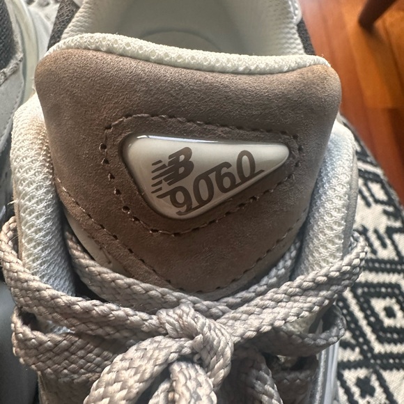 New Balance 9060 Sneakers - Picture 3 of 10